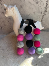 Load image into Gallery viewer, Car Fragrance Balls
