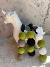 Load image into Gallery viewer, Car Fragrance Balls
