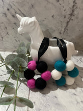 Load image into Gallery viewer, Car Fragrance Balls
